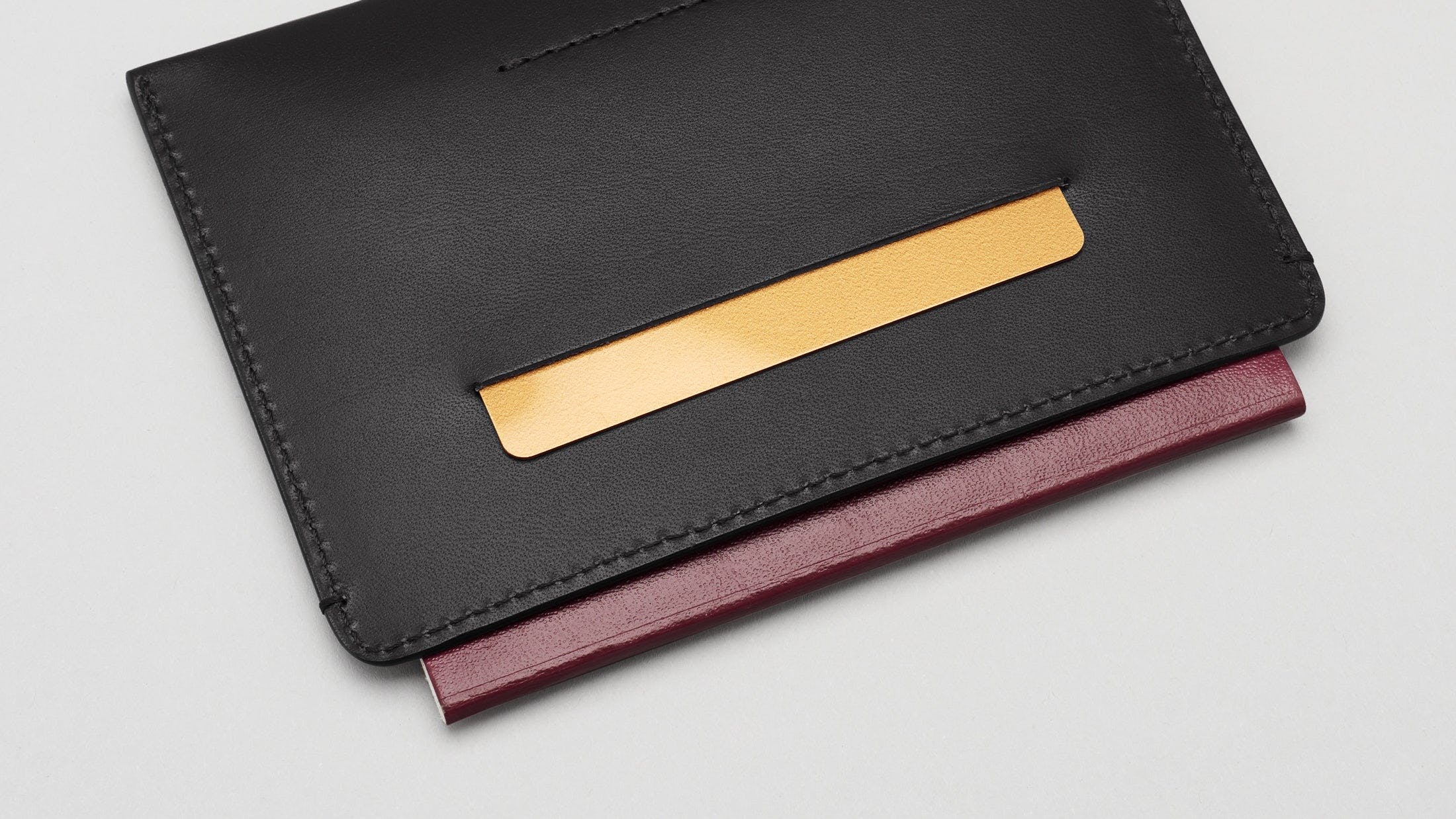 Easton Passport Sleeve